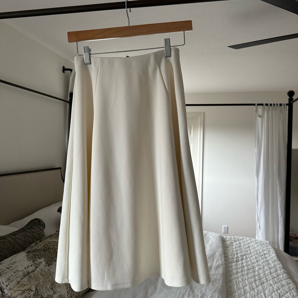 H&M white midi skirt xs